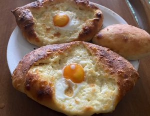 khachapuri Acharuli